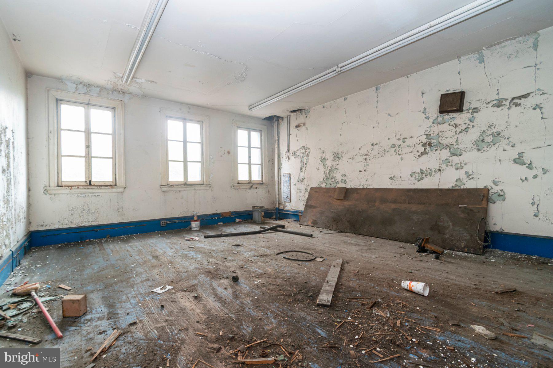 215 E BALTIMORE STREET