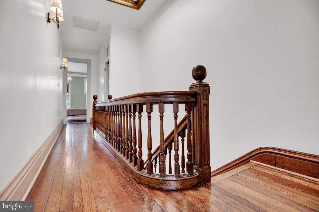 1510 PARK AVENUE
