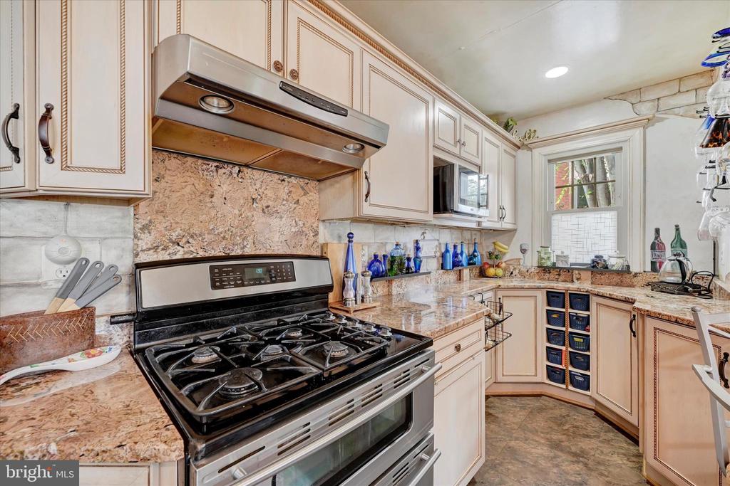 4224 EVANS CHAPEL ROAD