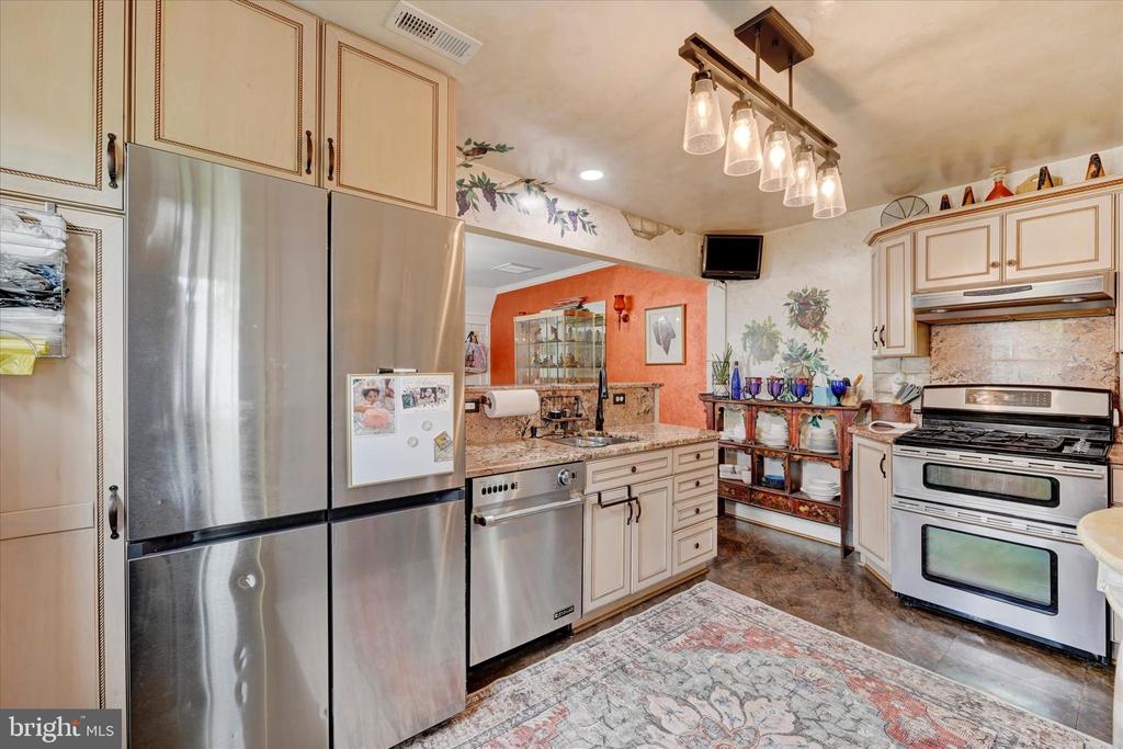 4224 EVANS CHAPEL ROAD
