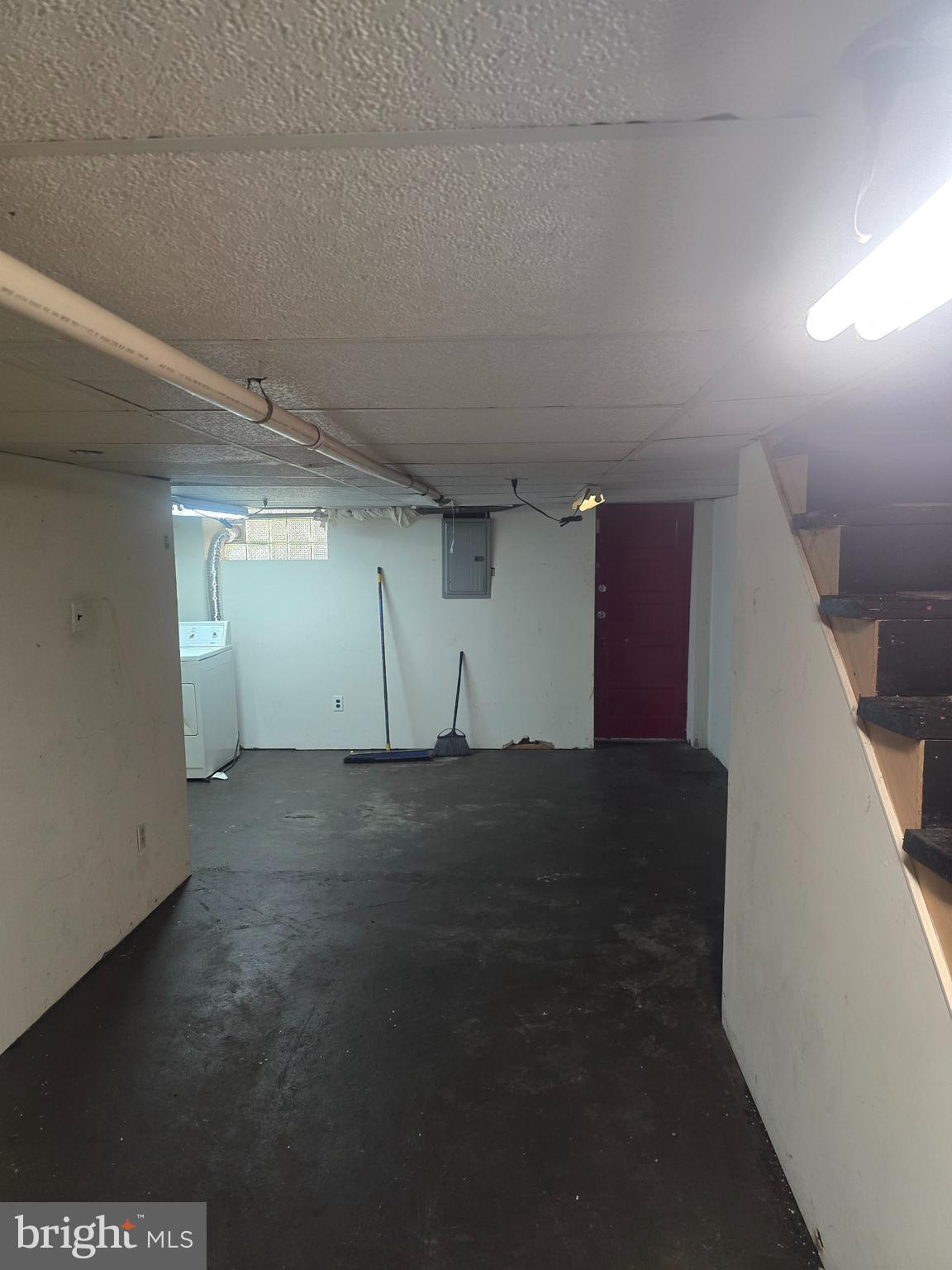 4926 EDGEMERE AVENUE