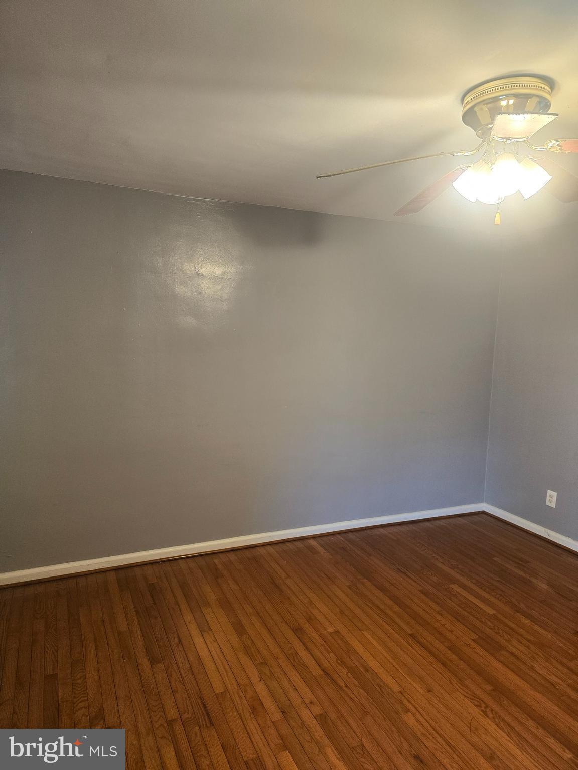 4926 EDGEMERE AVENUE