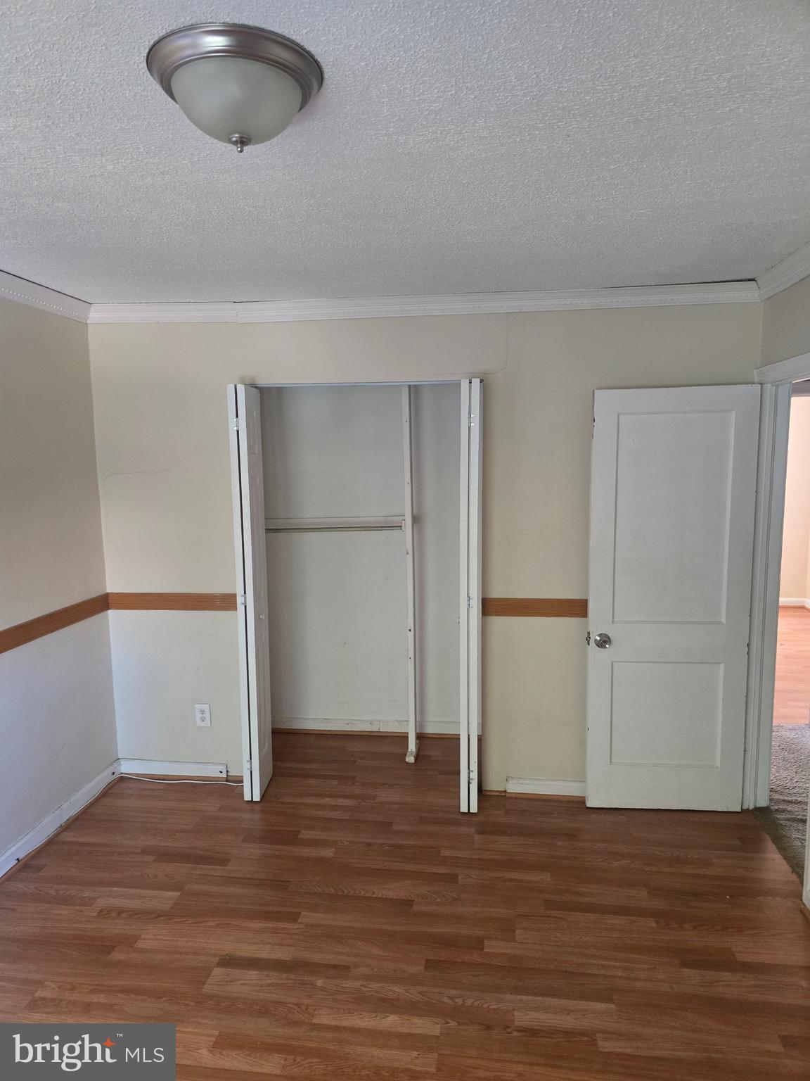 4926 EDGEMERE AVENUE