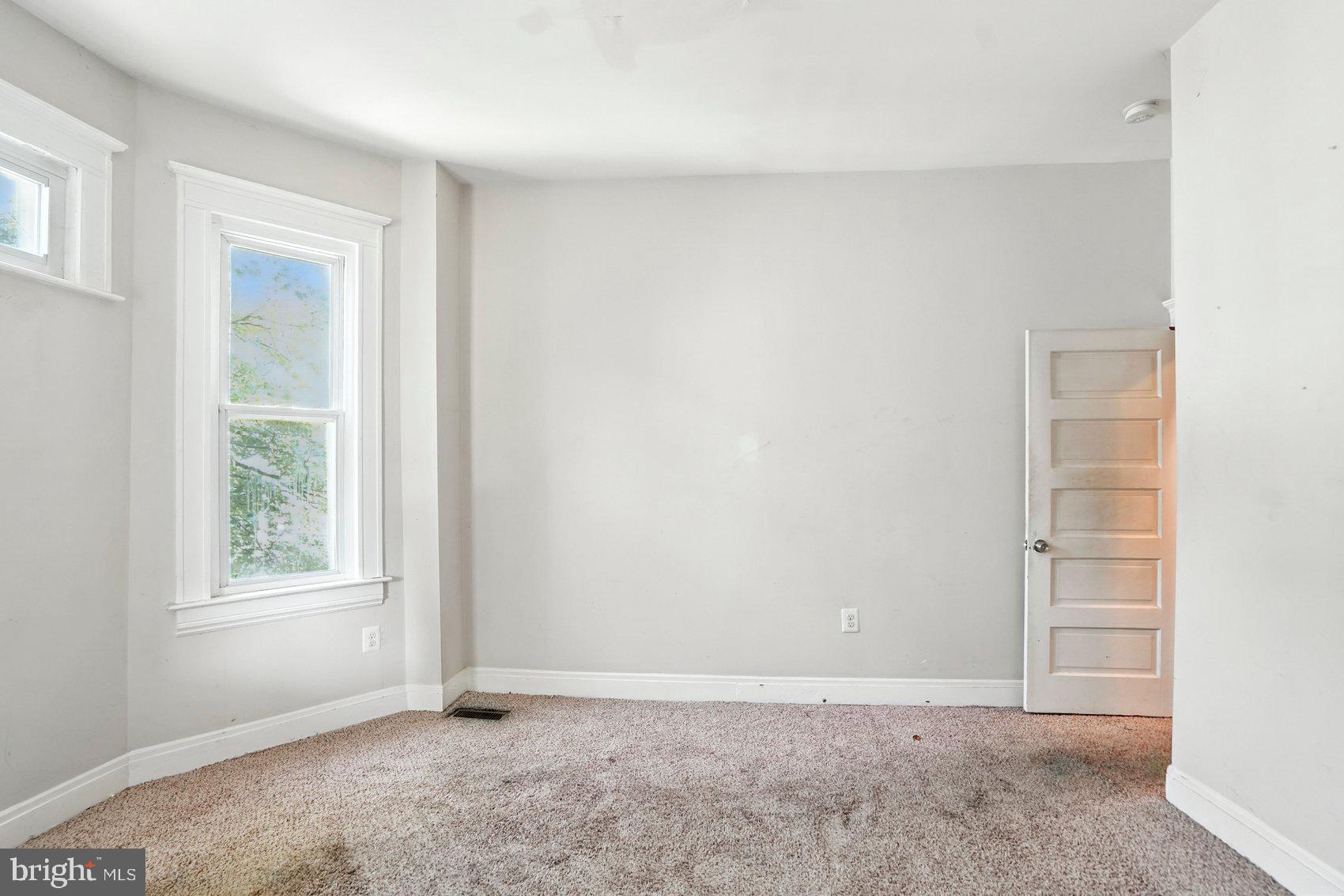 5500 STONINGTON AVENUE