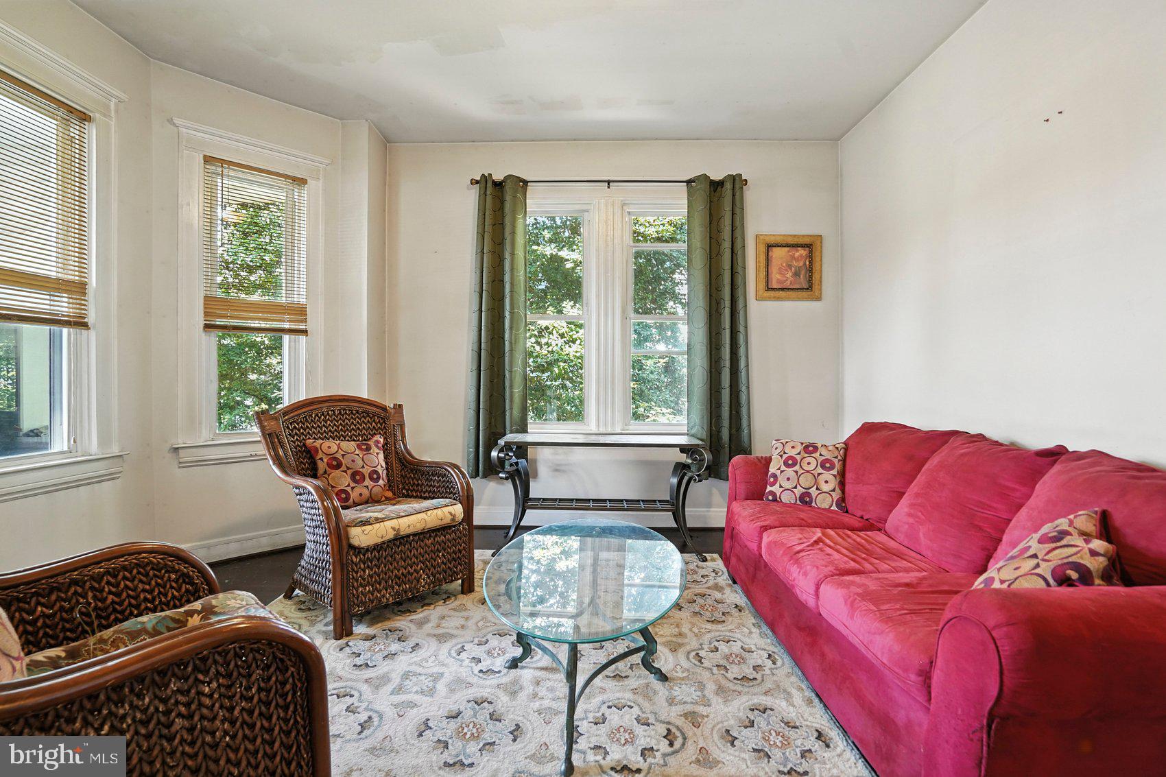 5500 STONINGTON AVENUE