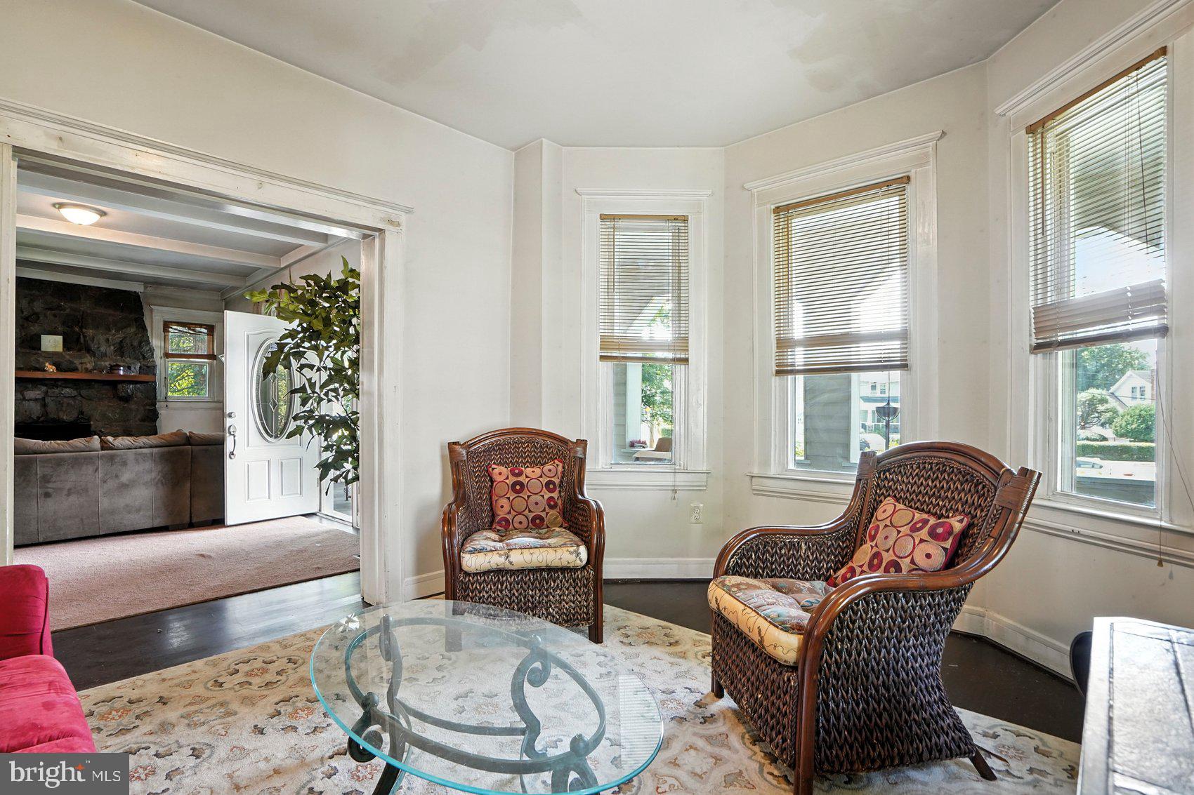 5500 STONINGTON AVENUE