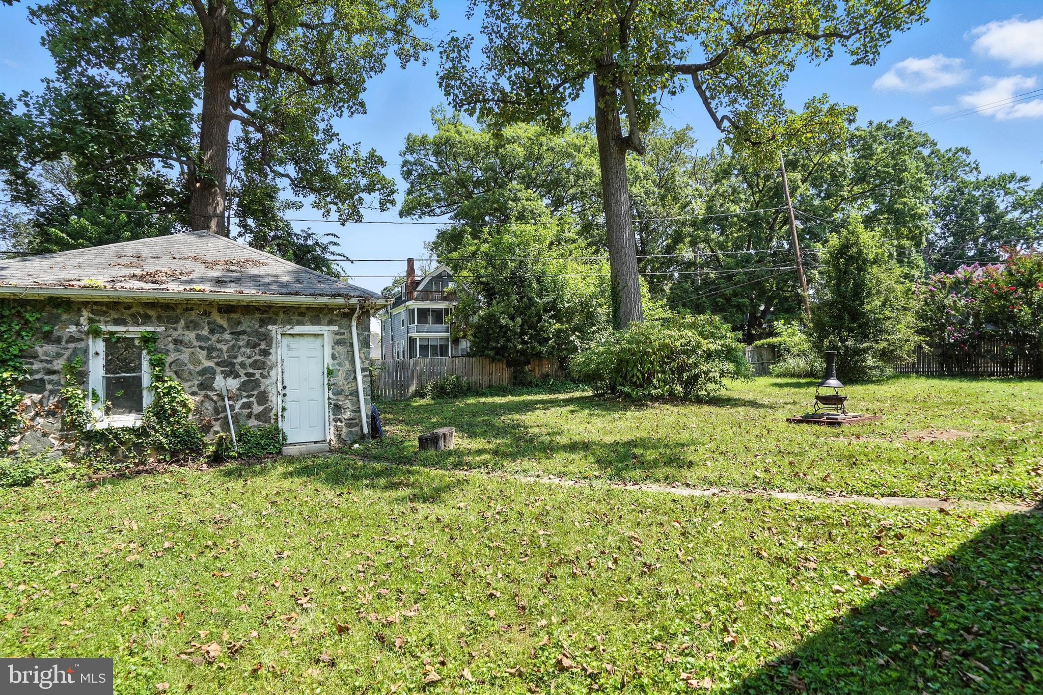 5500 STONINGTON AVENUE