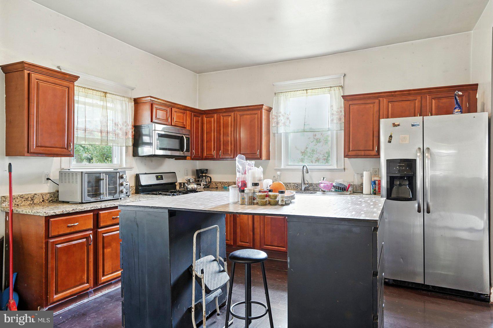 5500 STONINGTON AVENUE