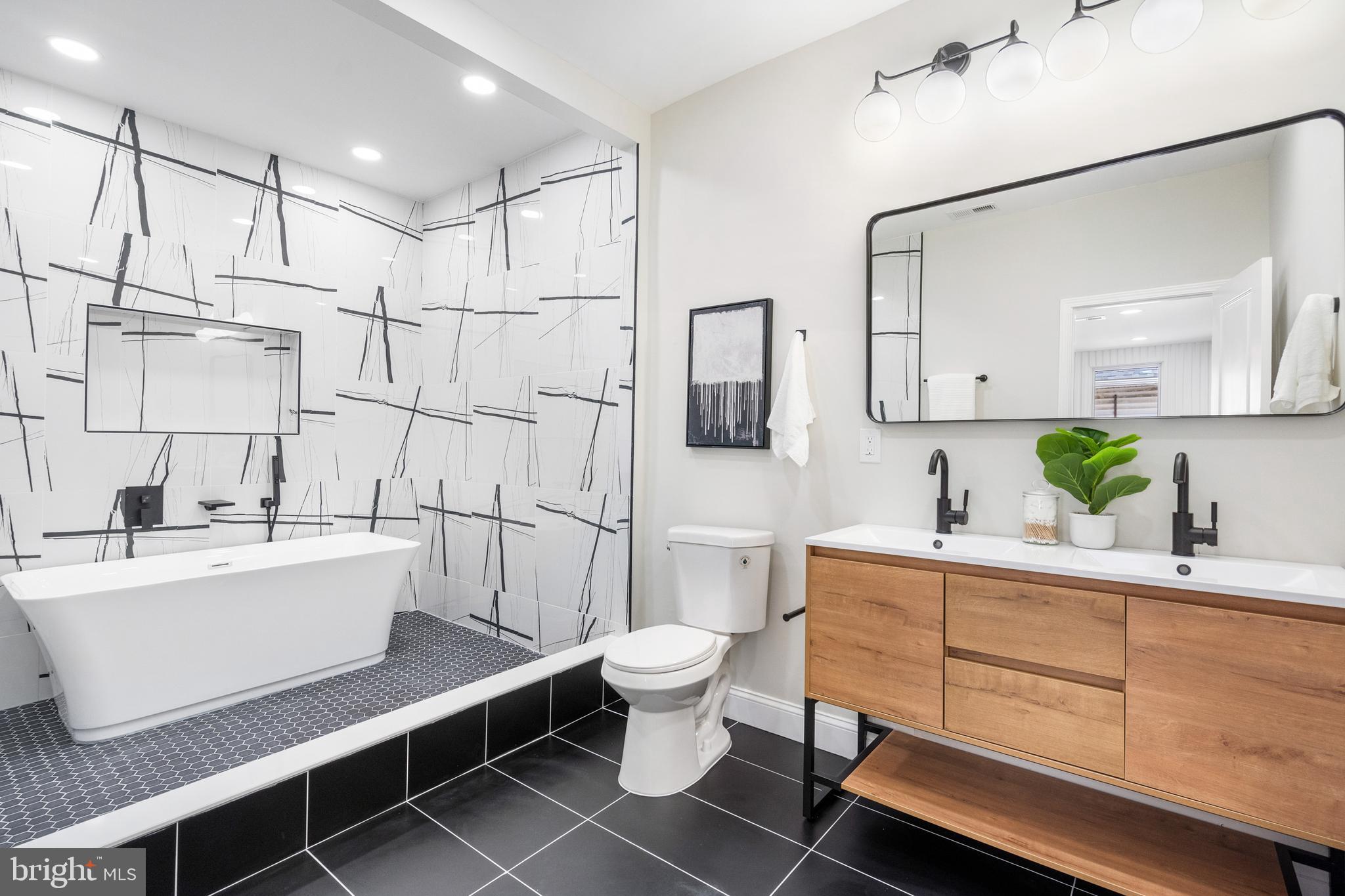 4211 LIBERTY HEIGHTS AVENUE