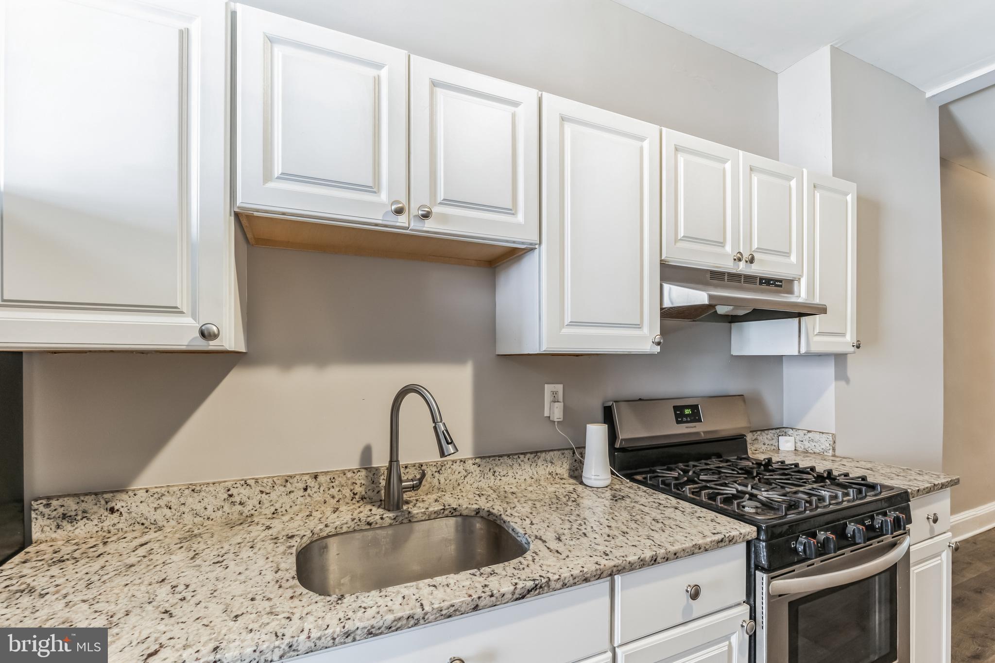 2726 JEFFERSON STREET