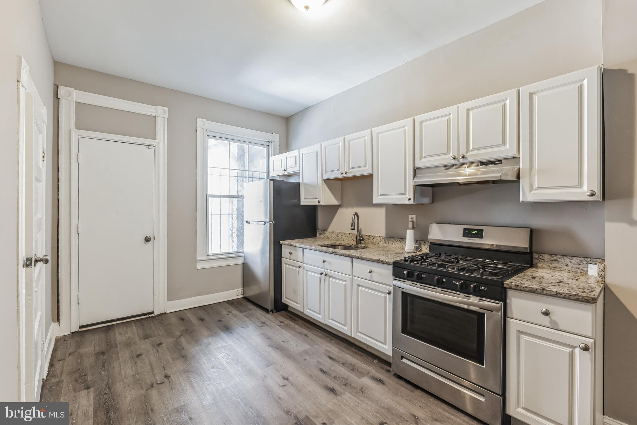 2726 JEFFERSON STREET