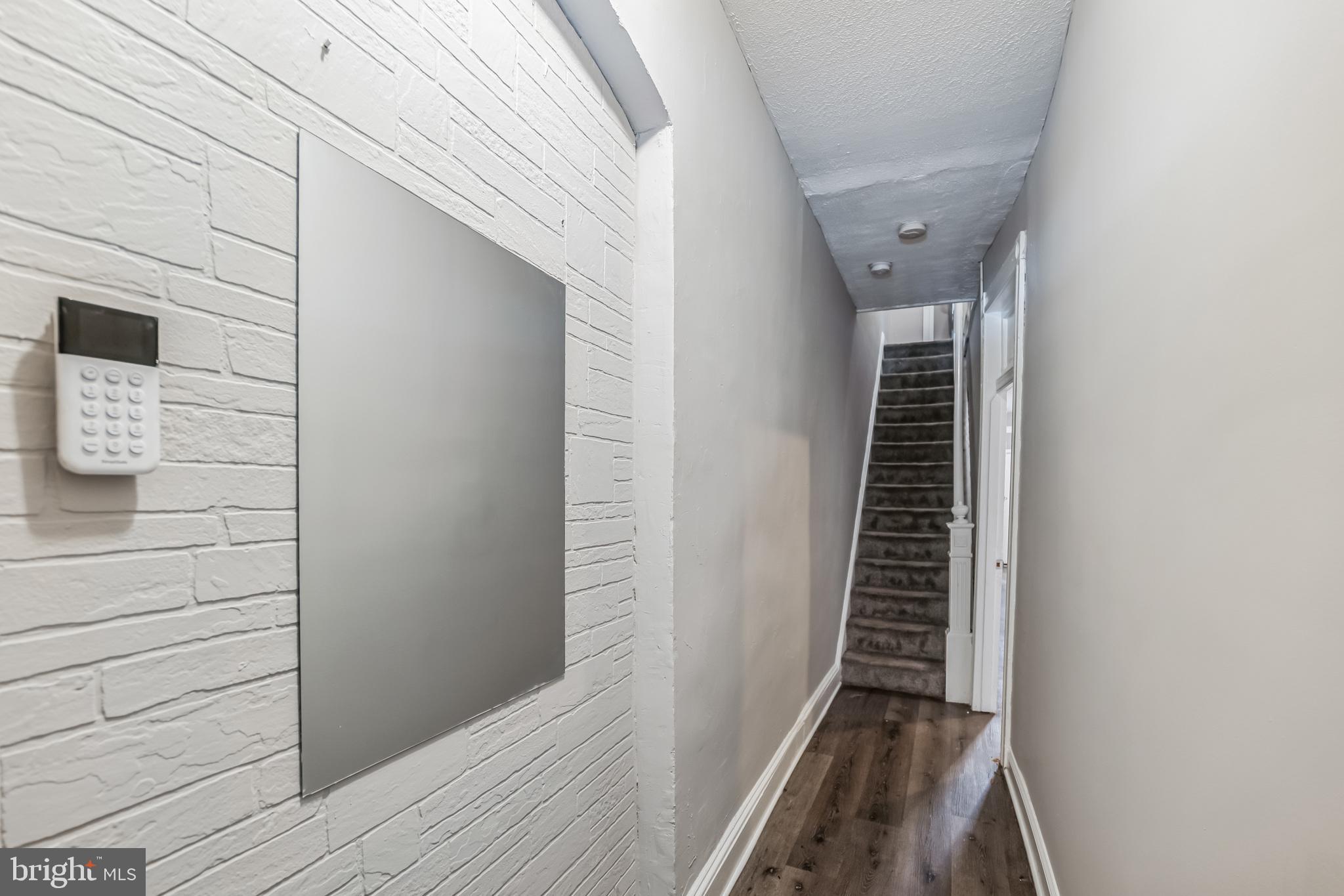 2726 JEFFERSON STREET