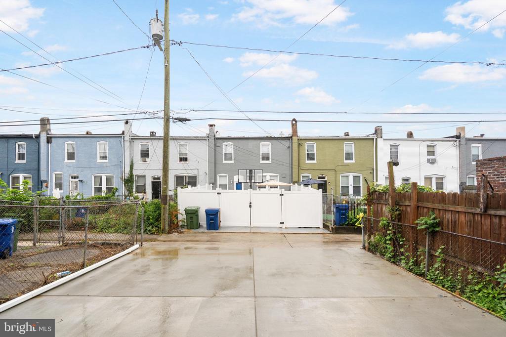 2419 HARLEM AVENUE