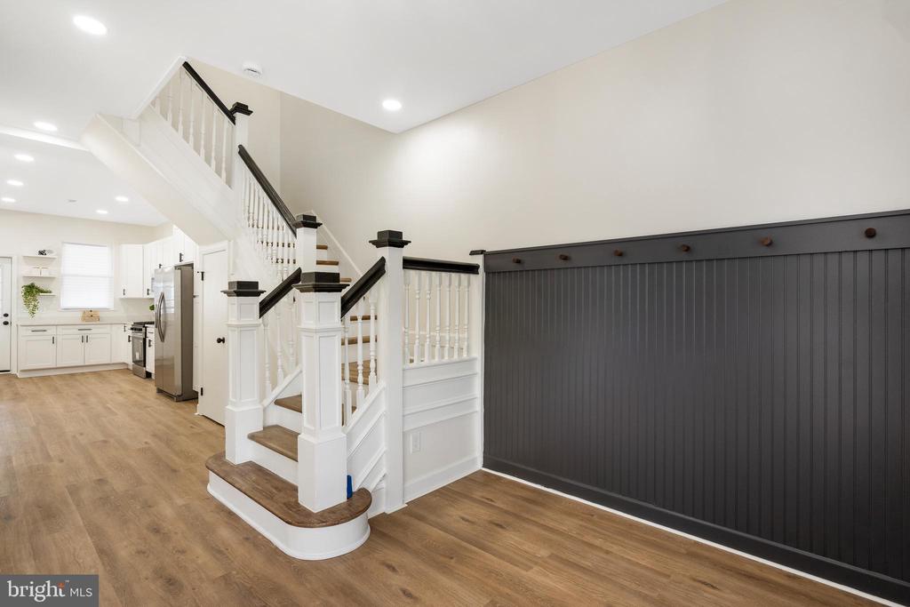 2419 HARLEM AVENUE