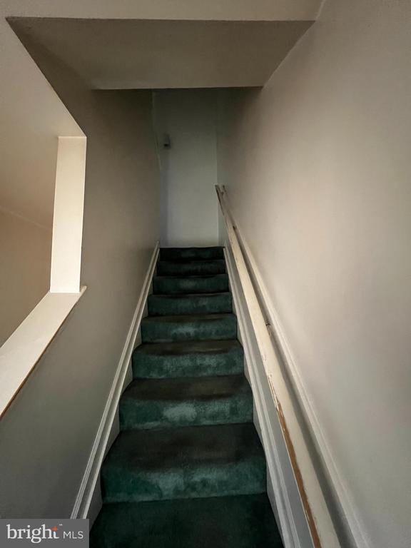 200 S GILMOR STREET