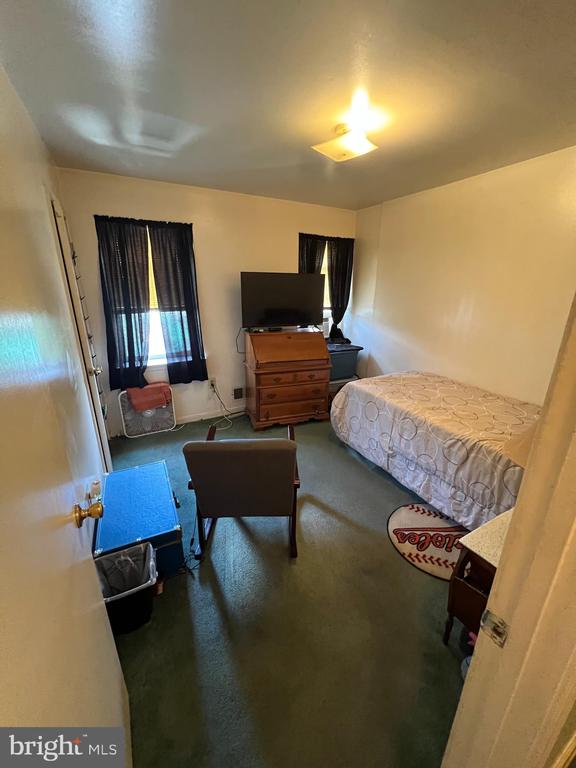 200 S GILMOR STREET