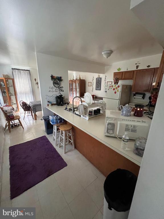 200 S GILMOR STREET
