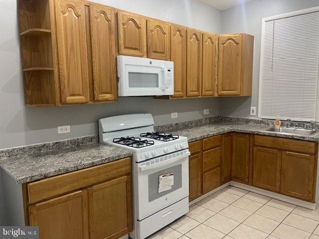 822 N WASHINGTON STREET N 822