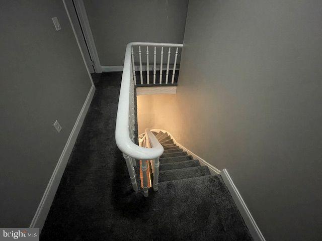 822 N WASHINGTON STREET N 822