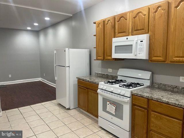 822 N WASHINGTON STREET N 822