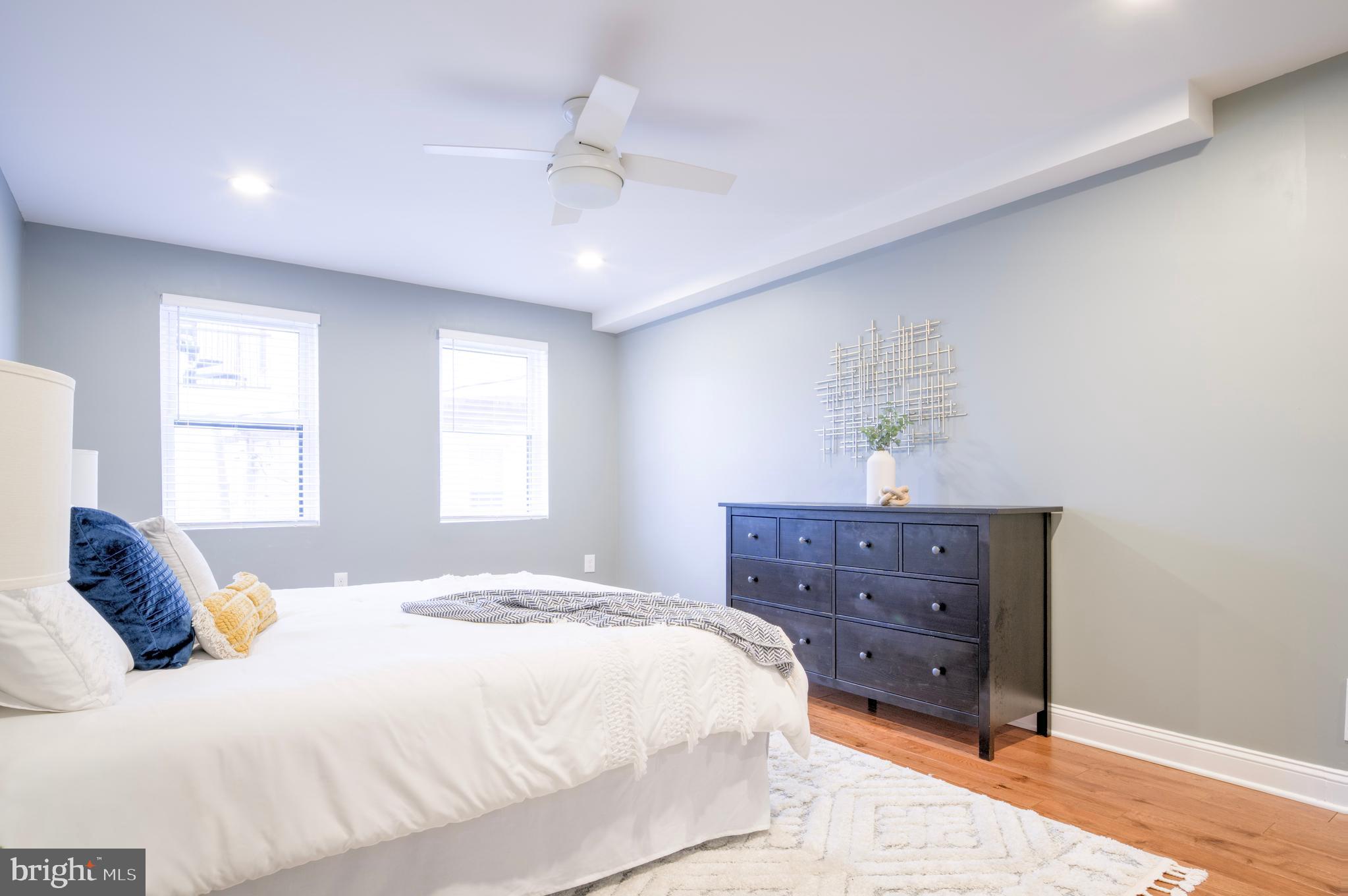 107 W CLEMENT STREET