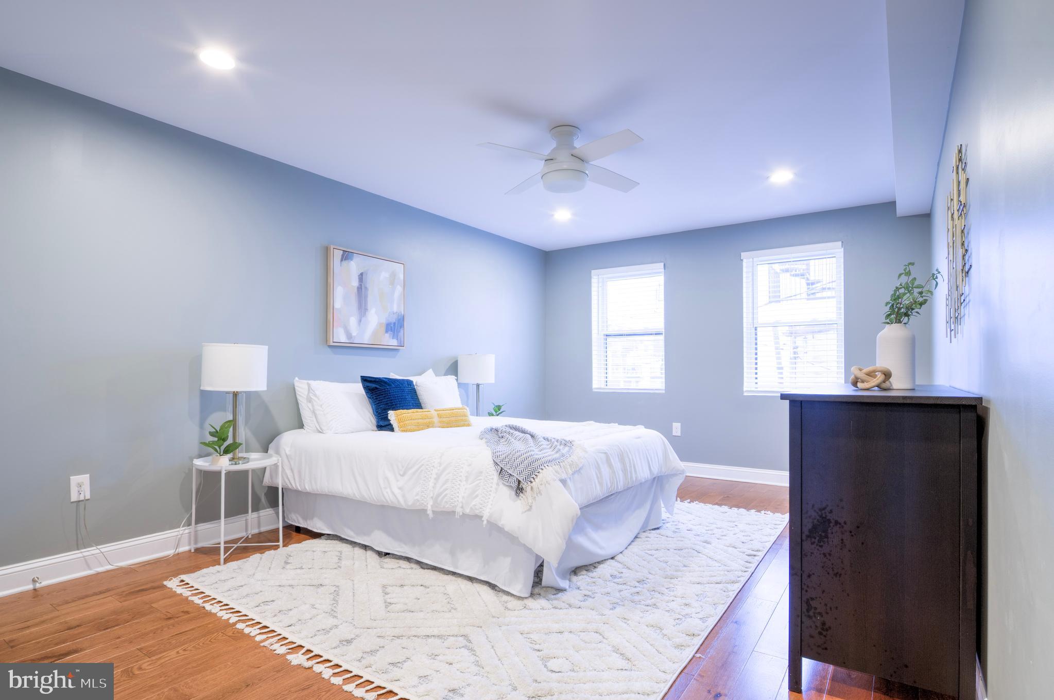 107 W CLEMENT STREET