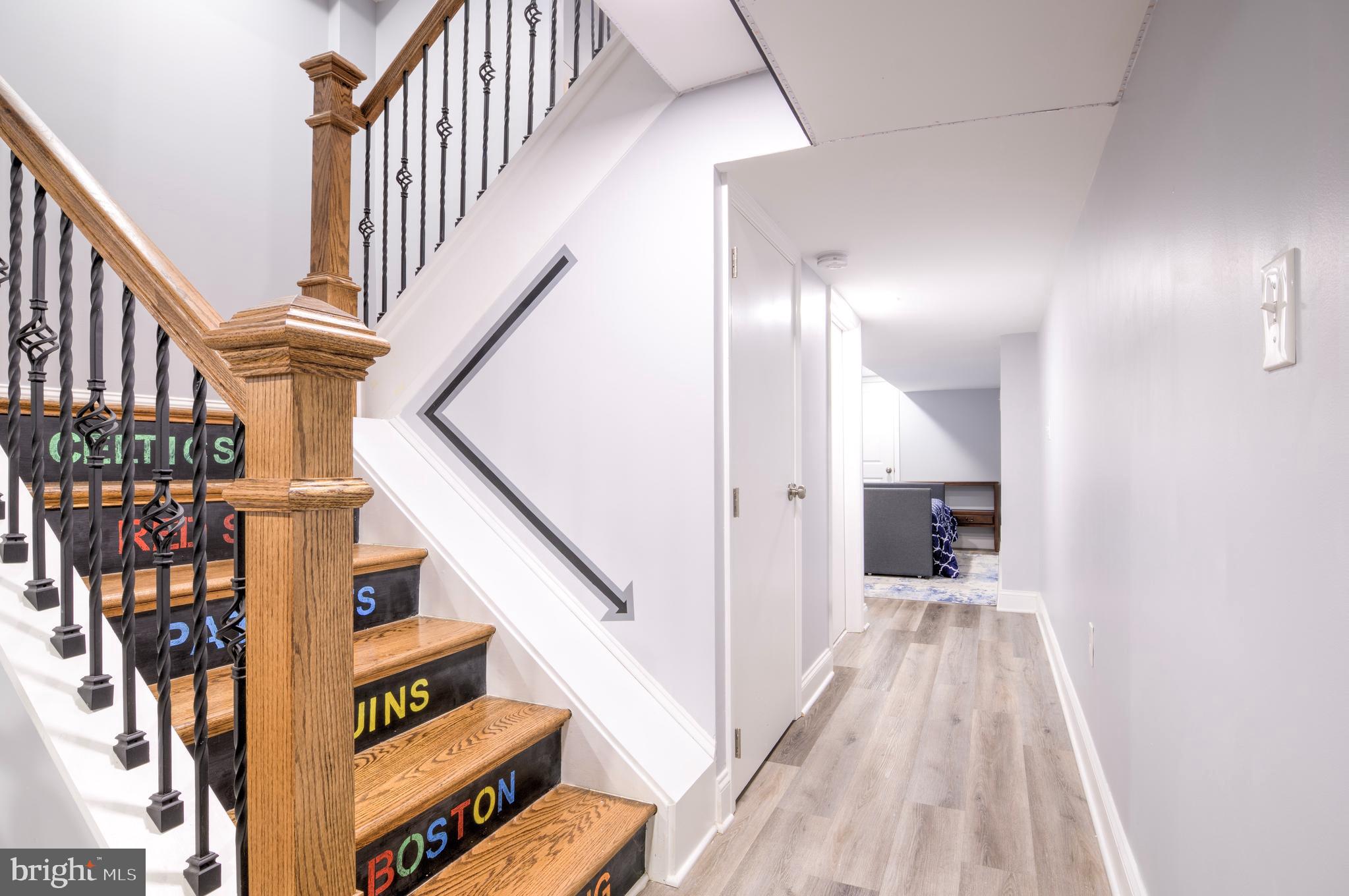 107 W CLEMENT STREET