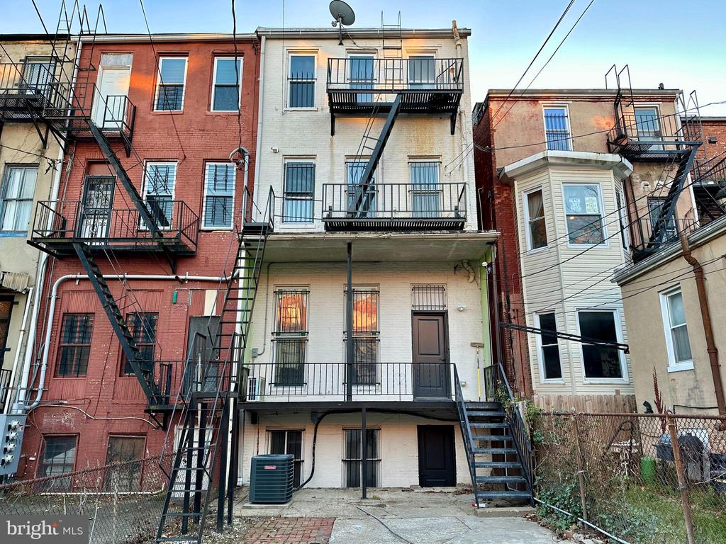 1825 MADISON AVENUE