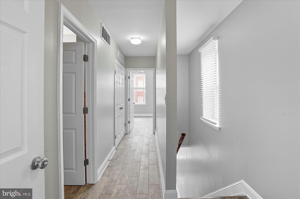 1106 HARLEM AVENUE