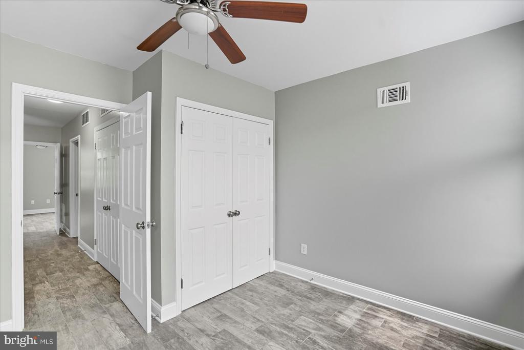 1106 HARLEM AVENUE