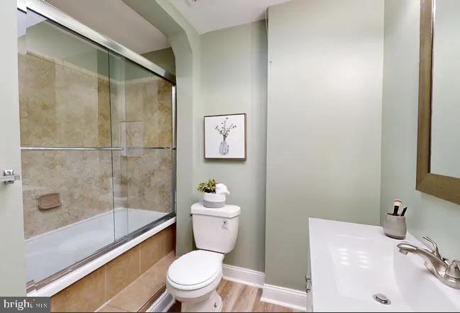 3325 RAVENWOOD AVENUE