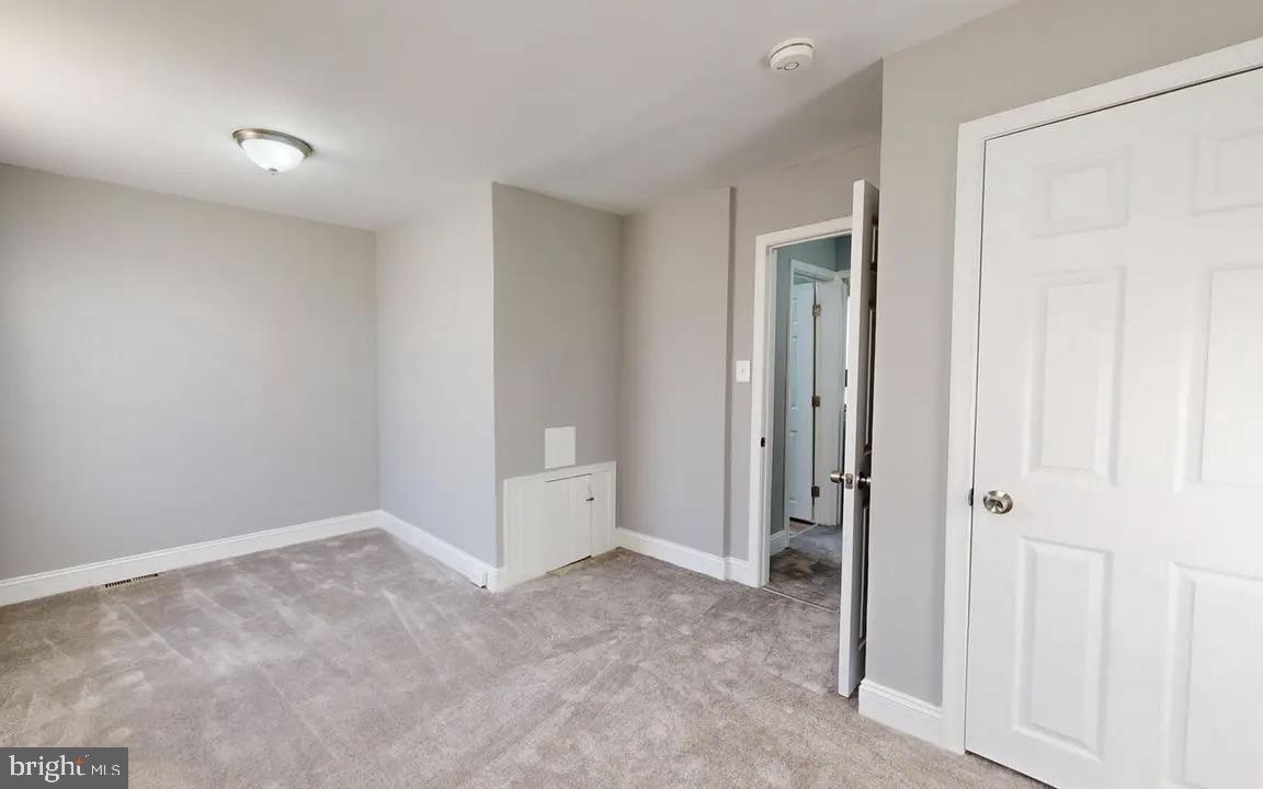 3325 RAVENWOOD AVENUE