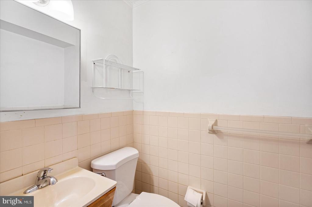 2904 VIRGINIA AVENUE