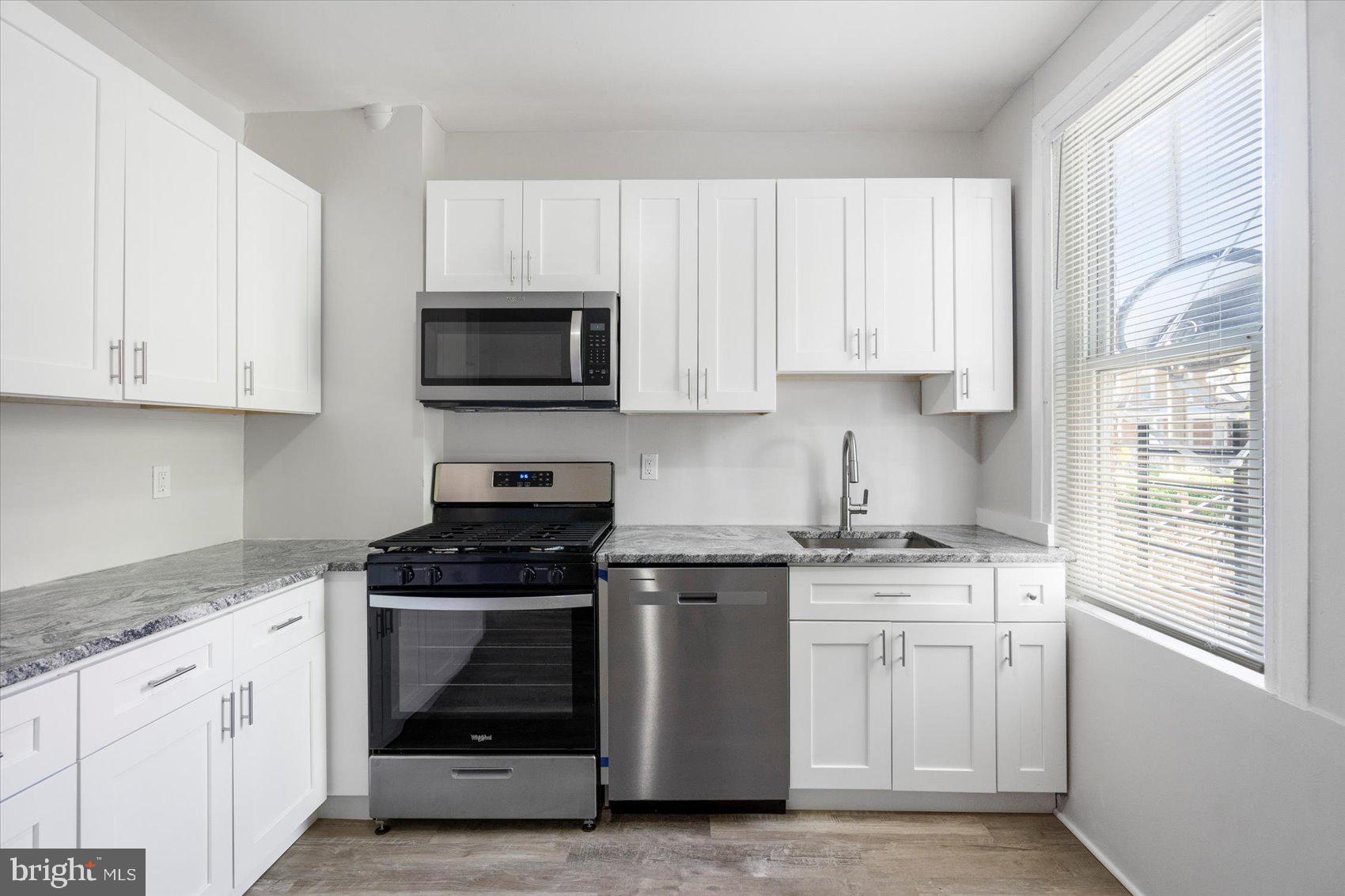 1637 MONTPELIER STREET