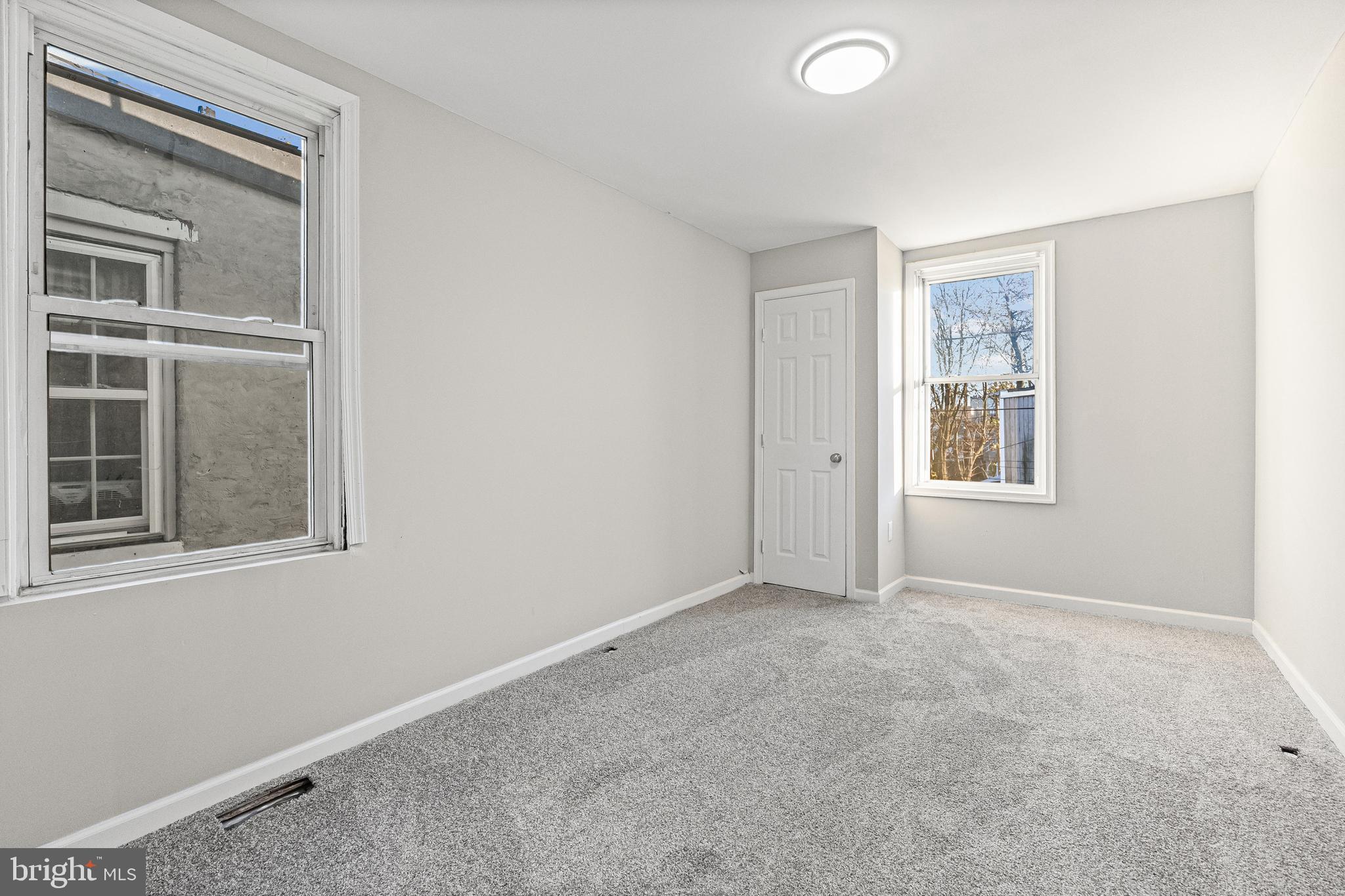 1807 E FEDERAL STREET