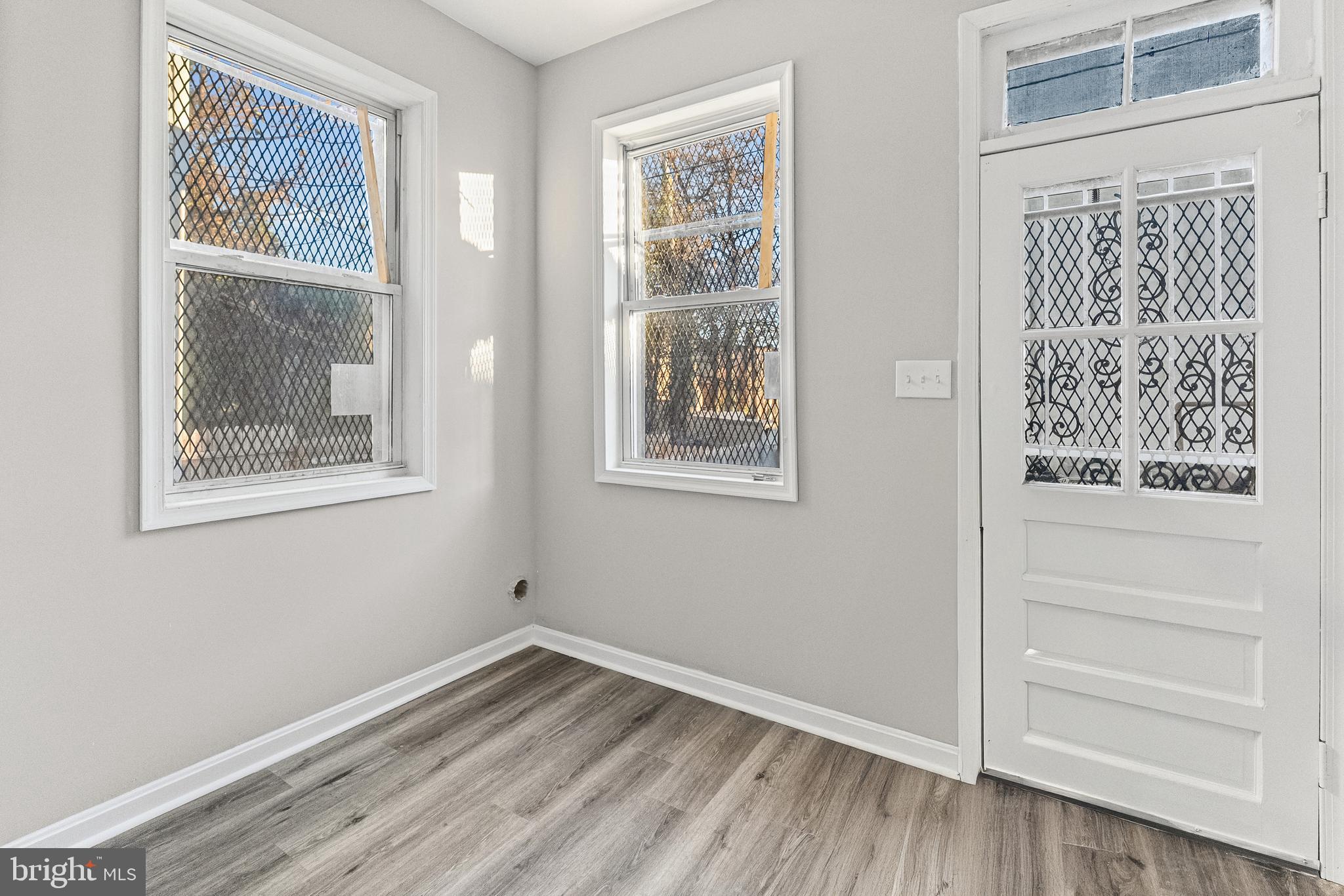 1807 E FEDERAL STREET