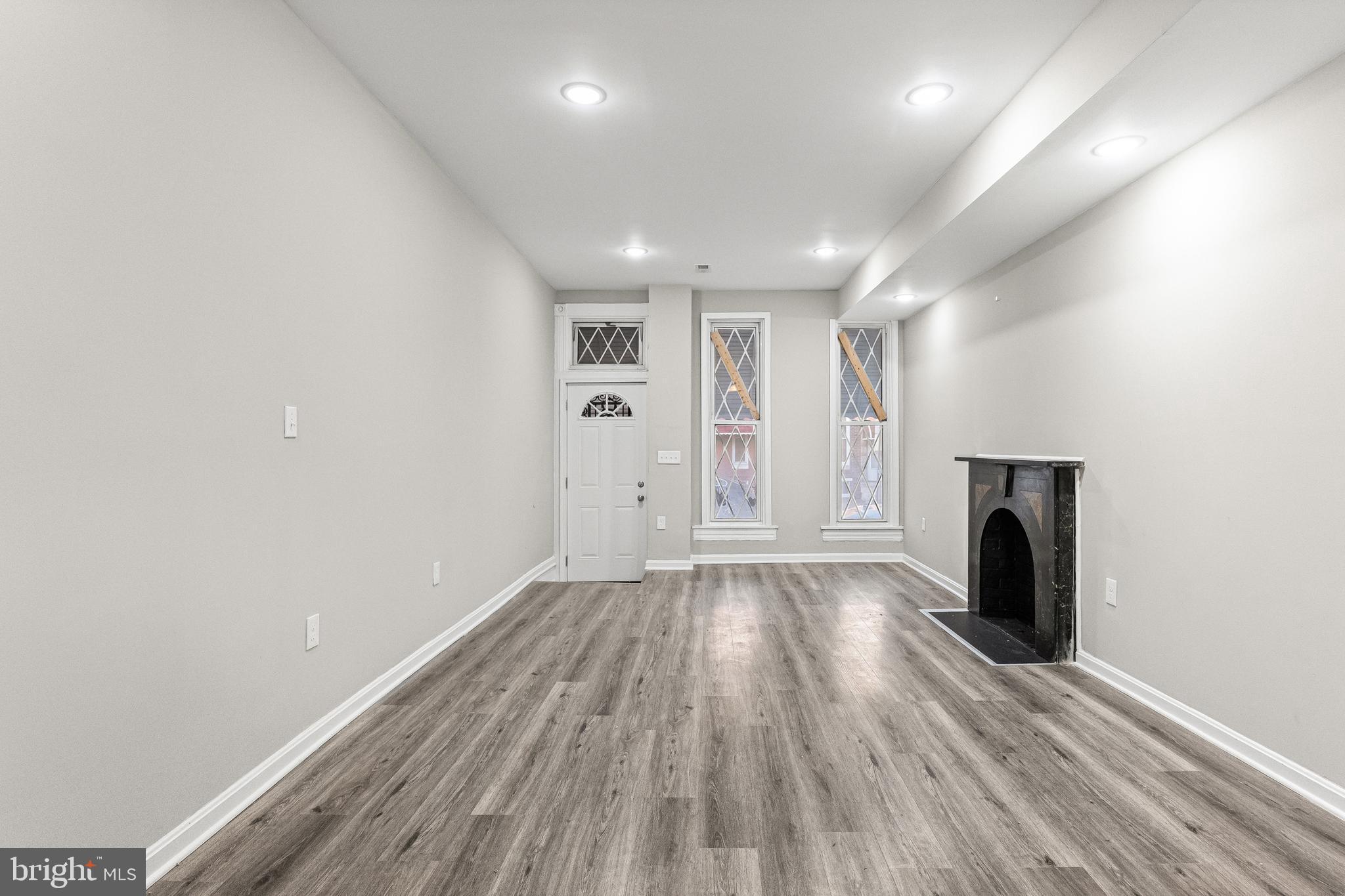 1807 E FEDERAL STREET