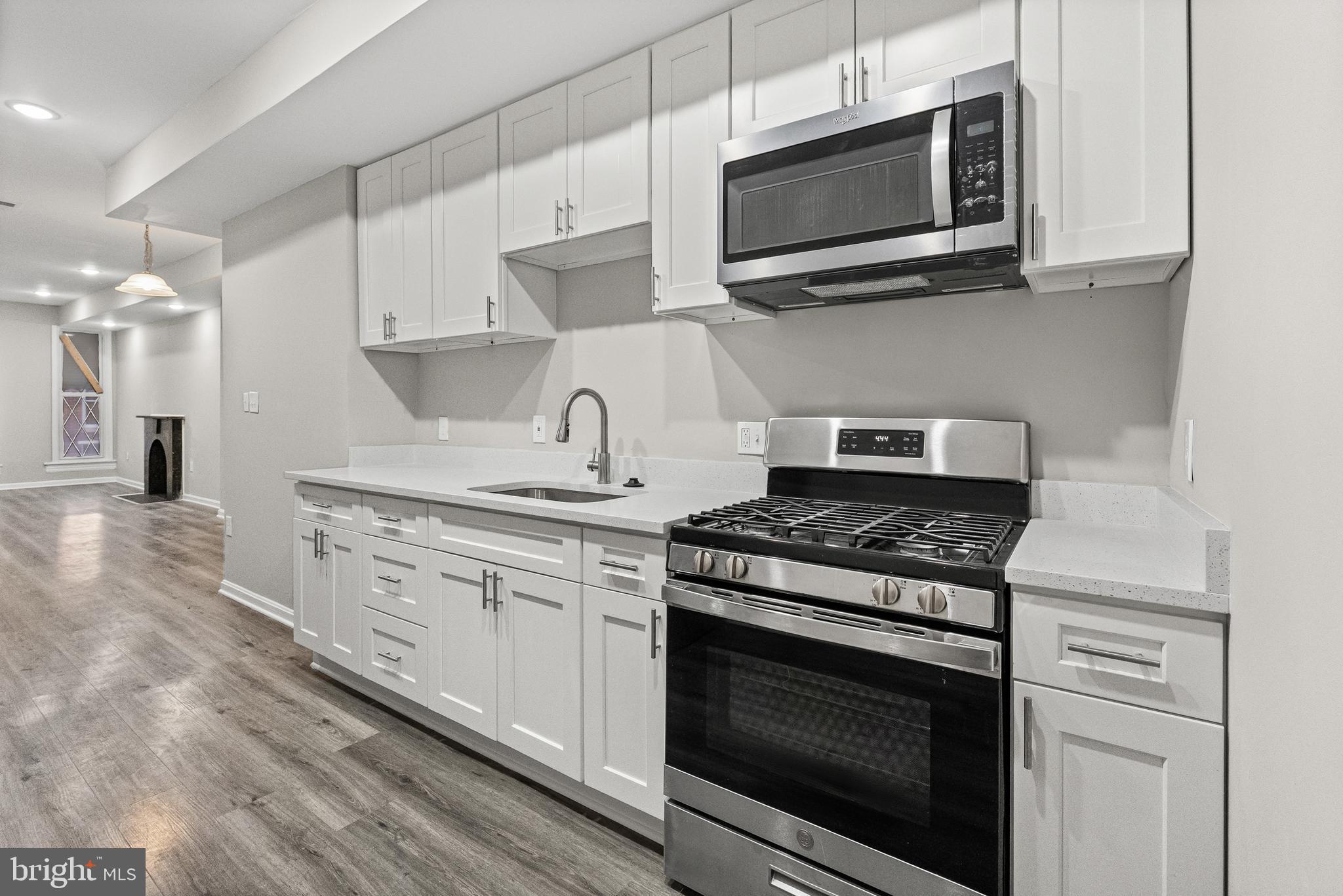 1807 E FEDERAL STREET