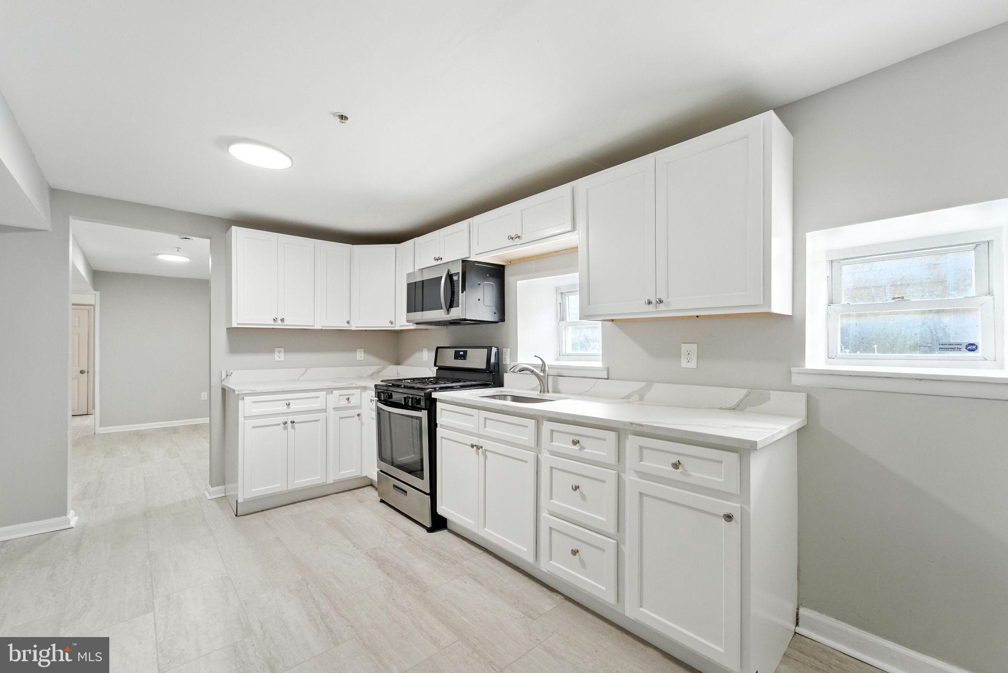 2100 HOMEWOOD AVENUE 1