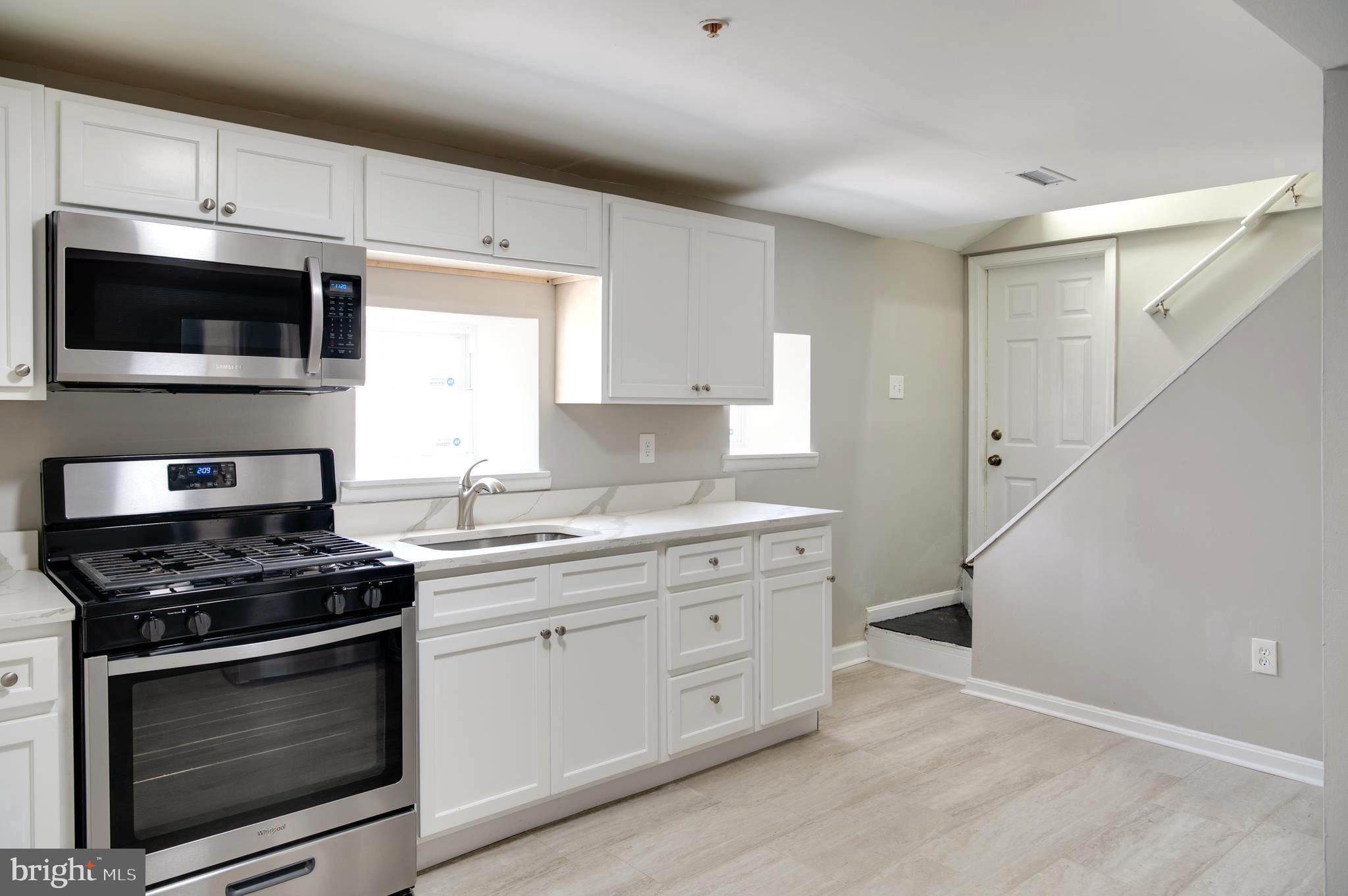 2100 HOMEWOOD AVENUE 1