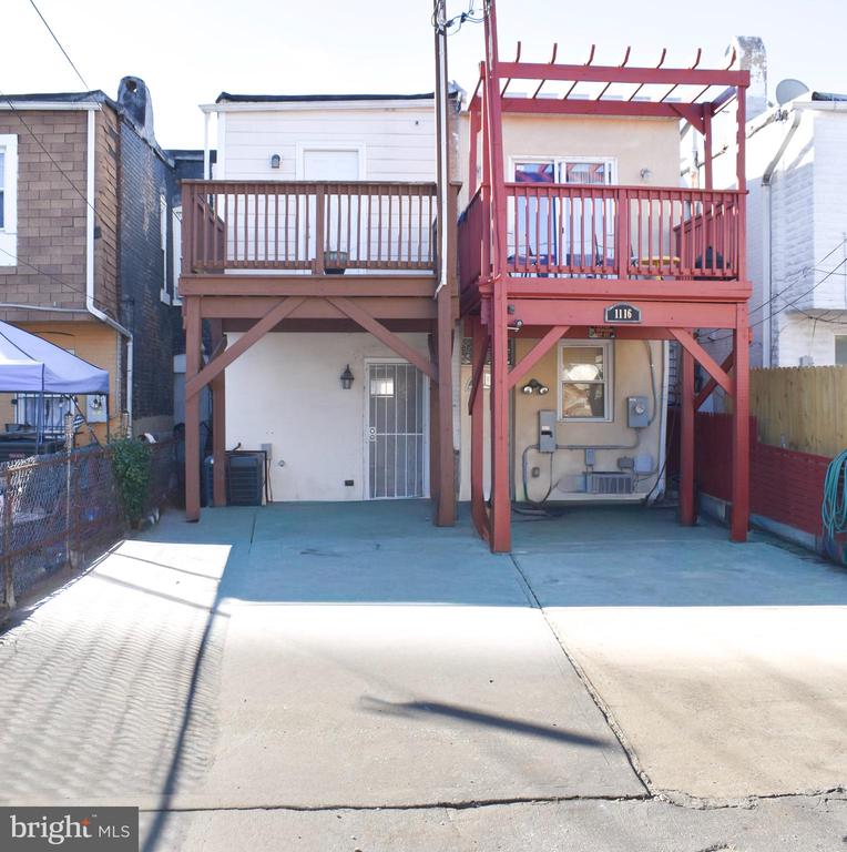 1114 W CROSS STREET