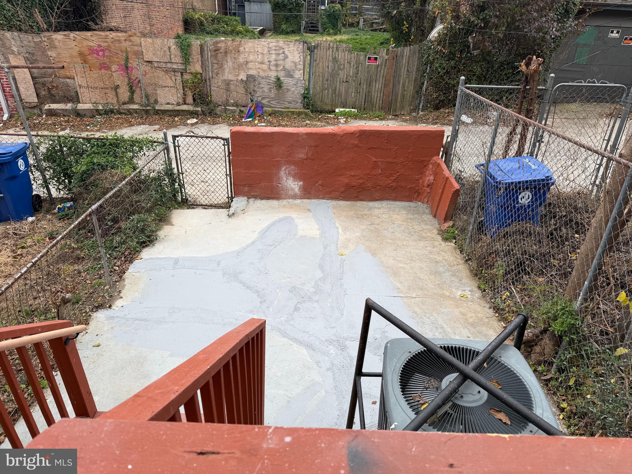 2828 WOODBROOK AVENUE