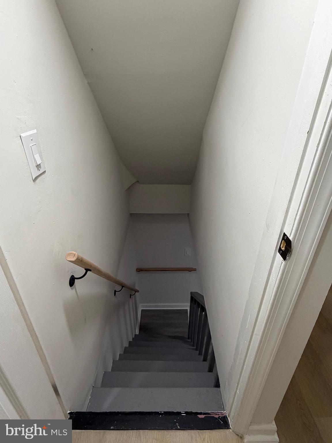 2828 WOODBROOK AVENUE