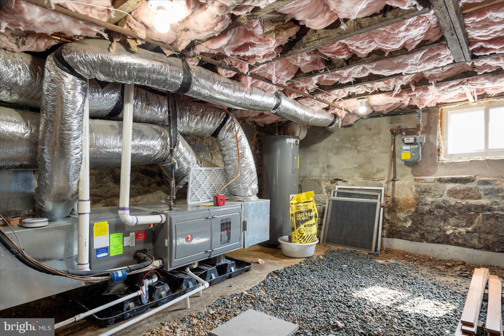 1100 E PRESTON STREET