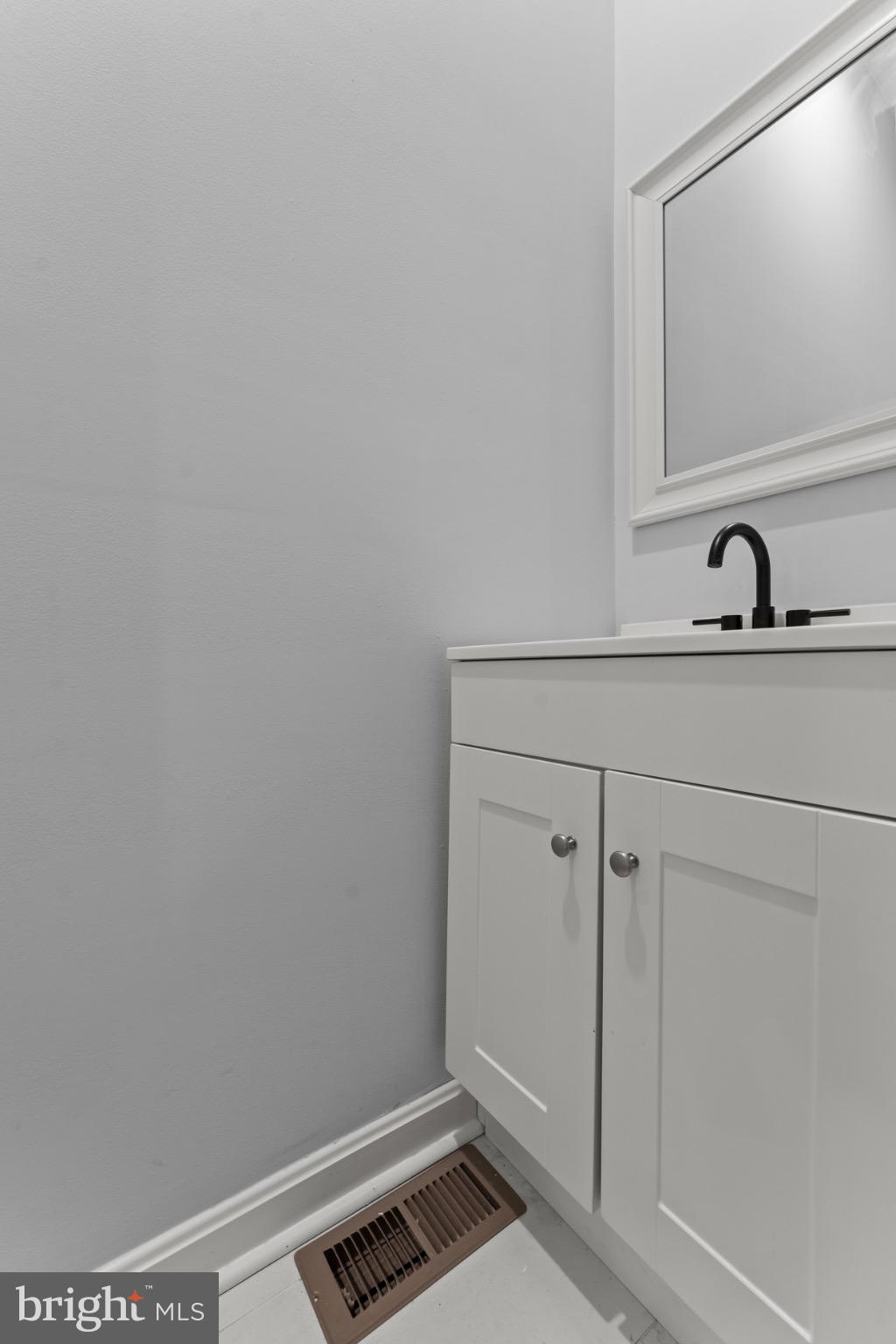 917 EDMONDSON AVENUE