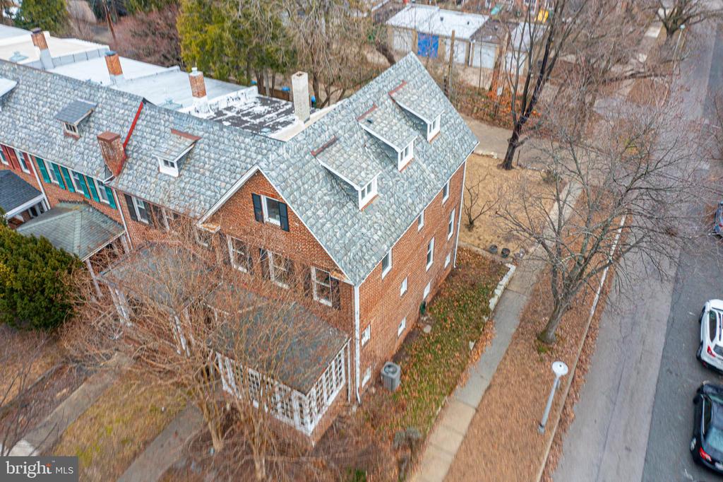 3901 KESWICK ROAD