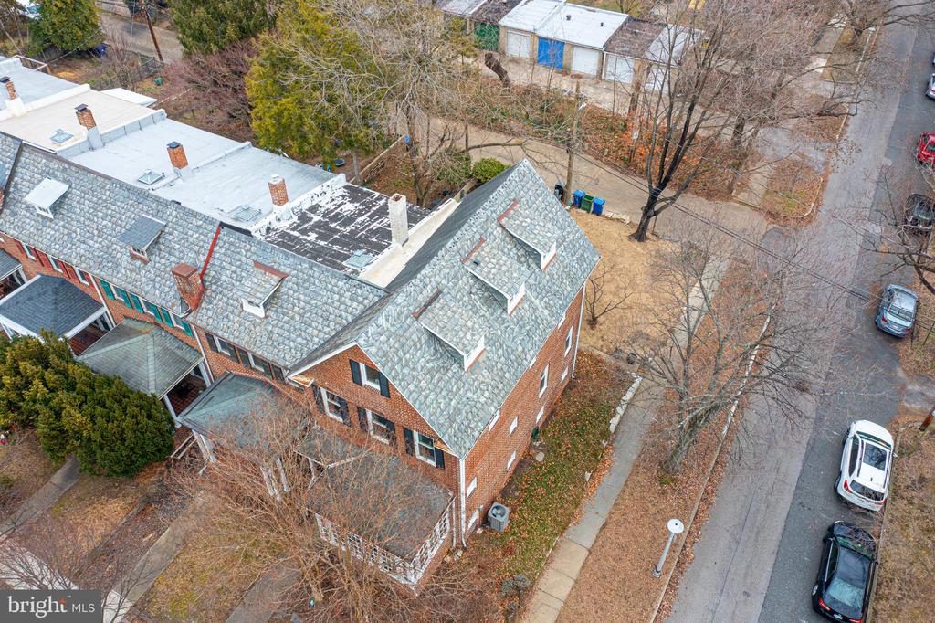 3901 KESWICK ROAD