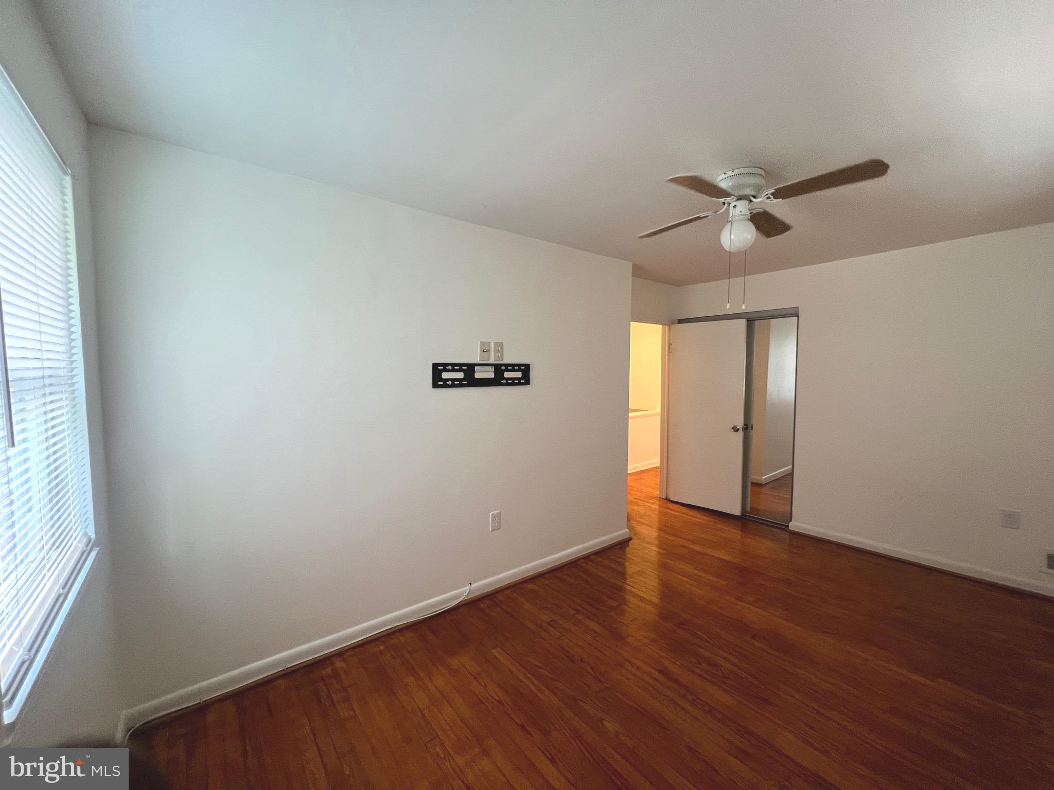 3409 W NORTHERN PARKWAY