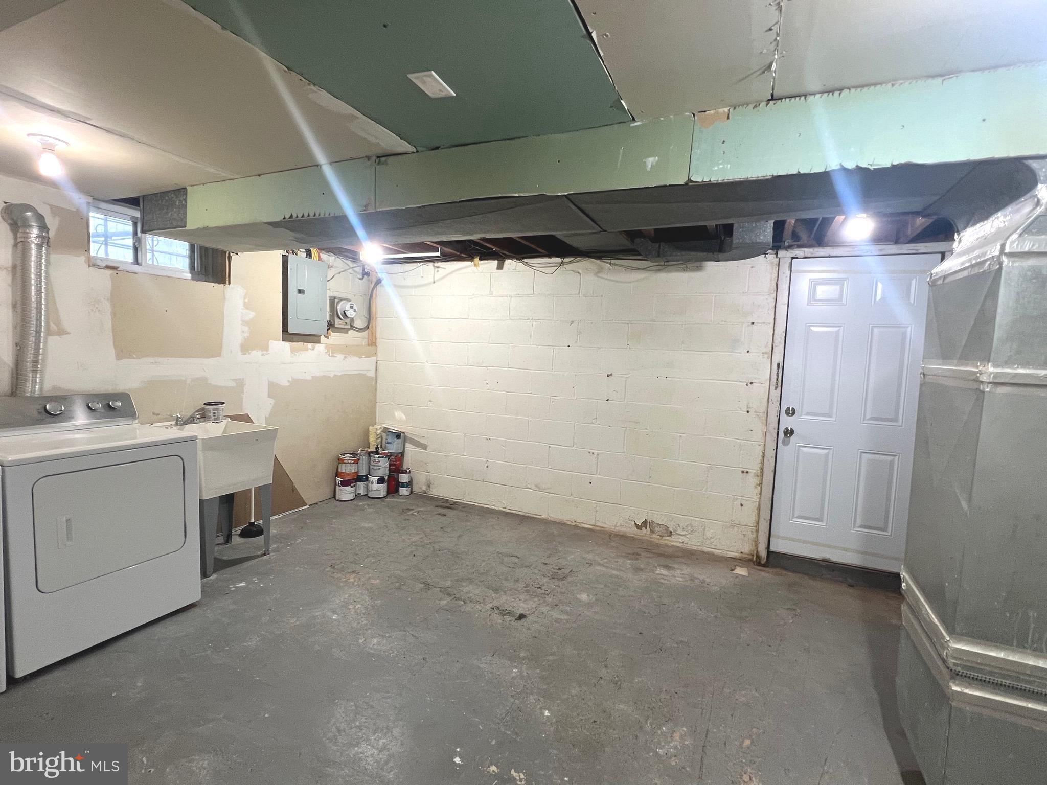 3409 W NORTHERN PARKWAY