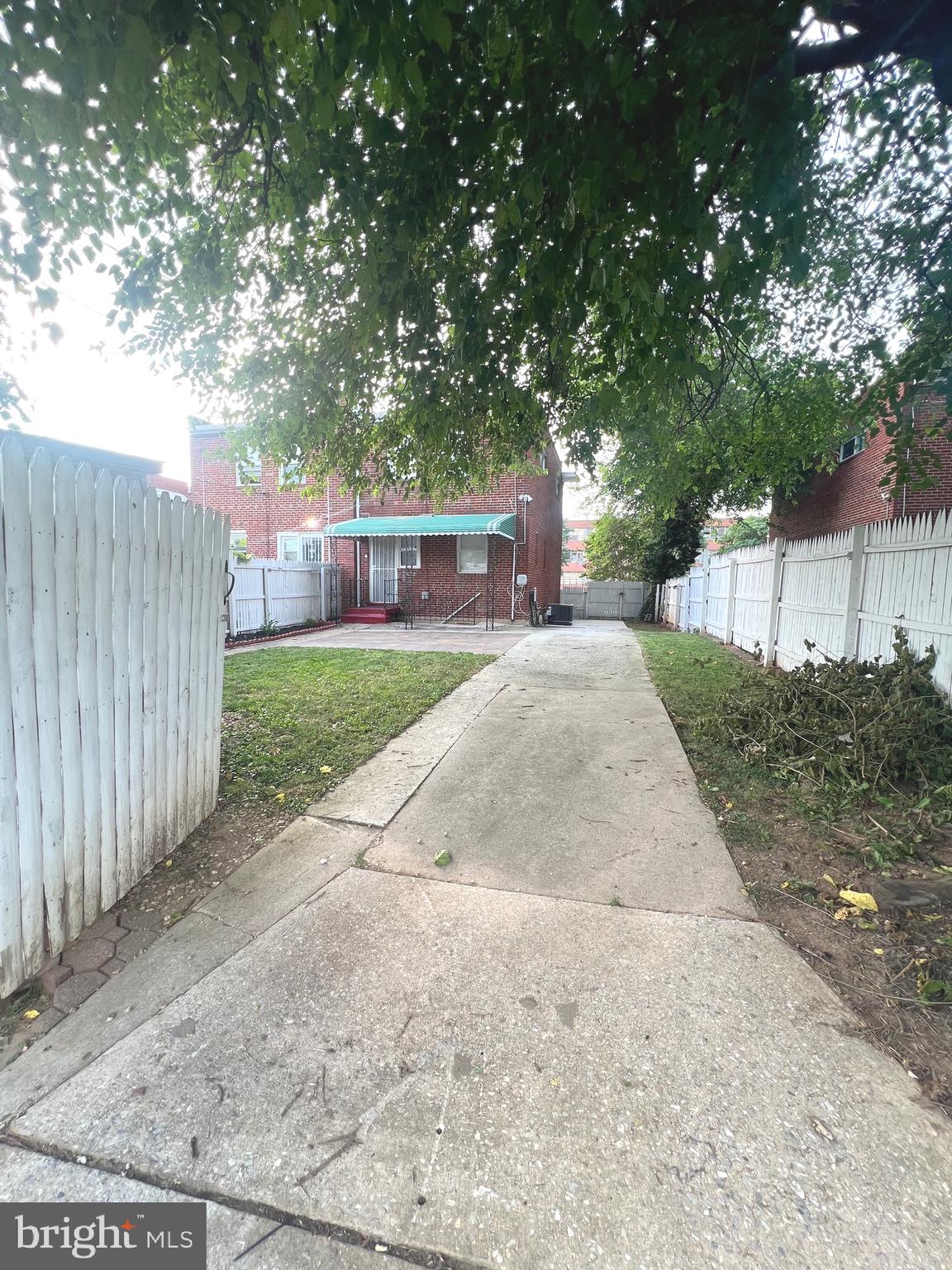 3409 W NORTHERN PARKWAY